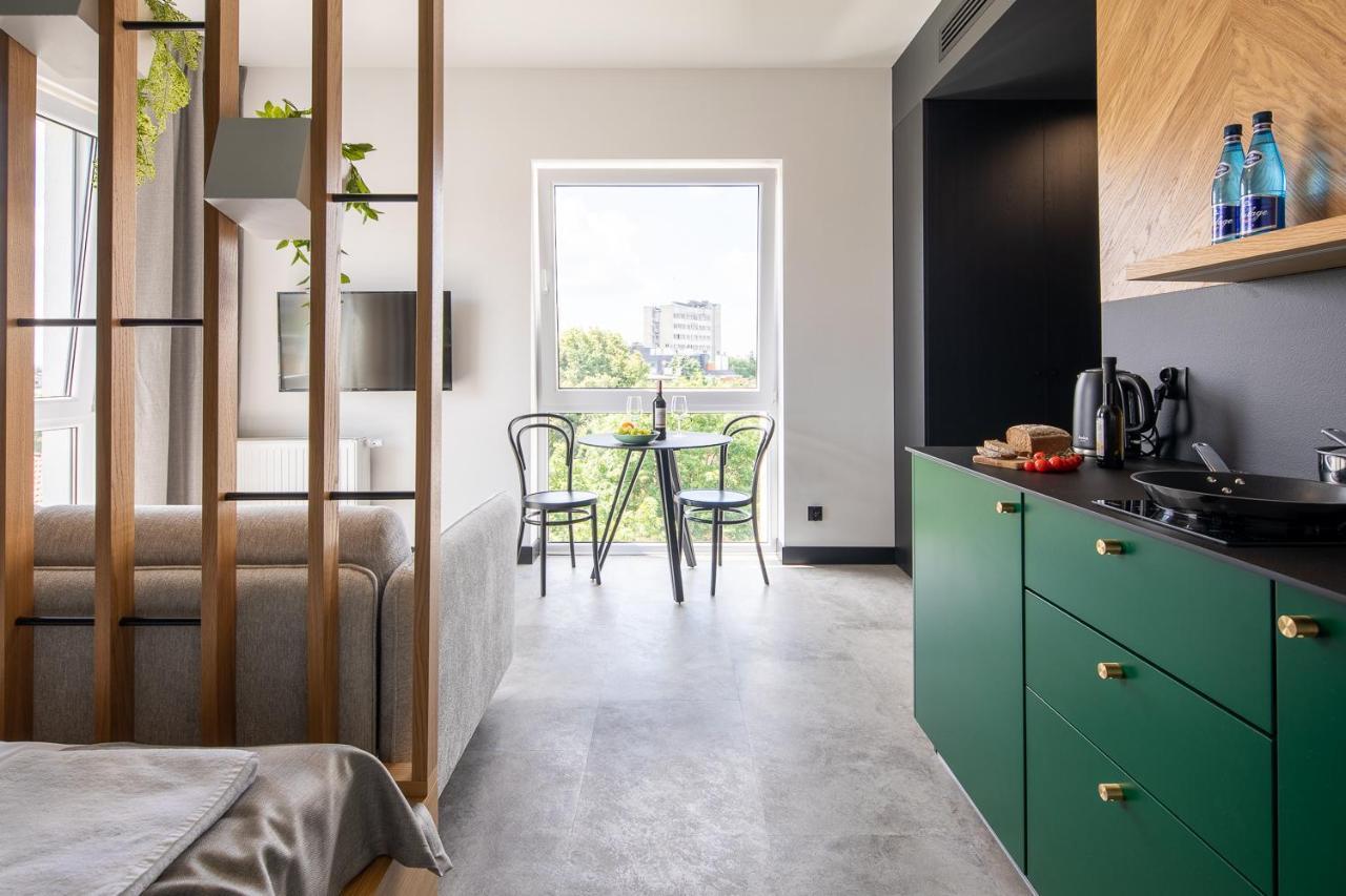 Top Garden Aparthotel Торунь Экстерьер фото
