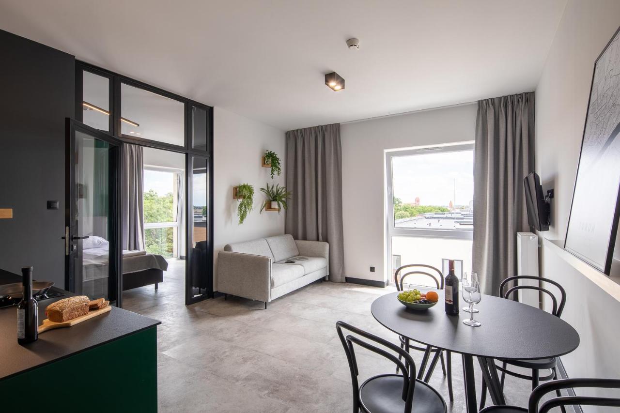 Top Garden Aparthotel Торунь Экстерьер фото