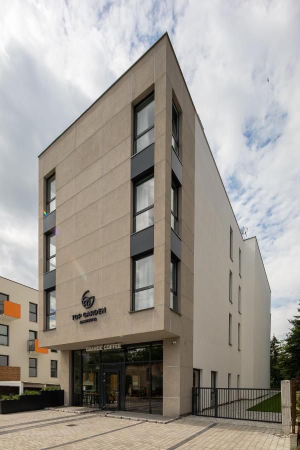 Top Garden Aparthotel Торунь Экстерьер фото