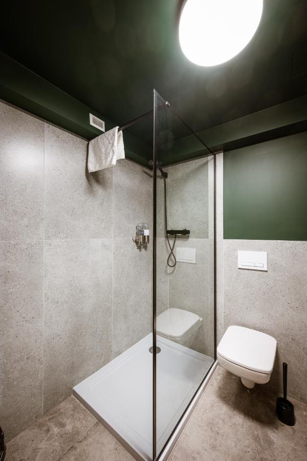 Top Garden Aparthotel Торунь Экстерьер фото