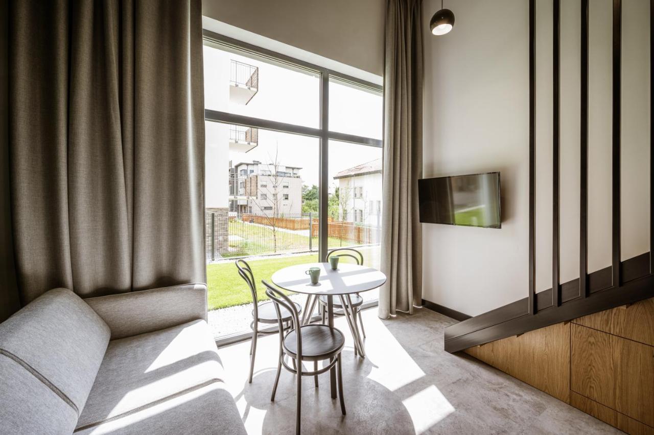 Top Garden Aparthotel Торунь Экстерьер фото